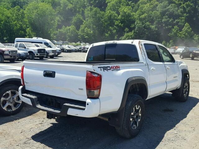 5TFCZ5AN3HX063817 - 2017 TOYOTA TACOMA DOU თეთრი ფოტო 4