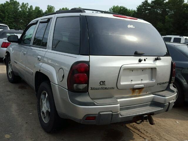 1GNDT13S042206688 - 2004 CHEVROLET TRAILBLAZE SILVER photo 3