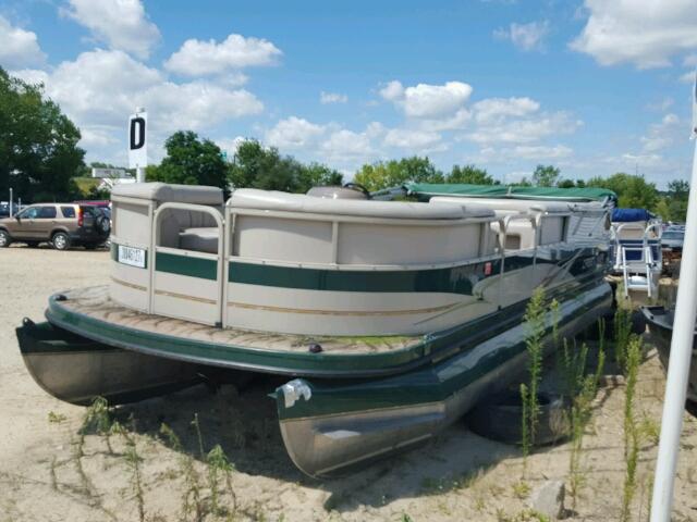 N0R89950J203 - 2003 CRES MARINE LOT GREEN photo 2