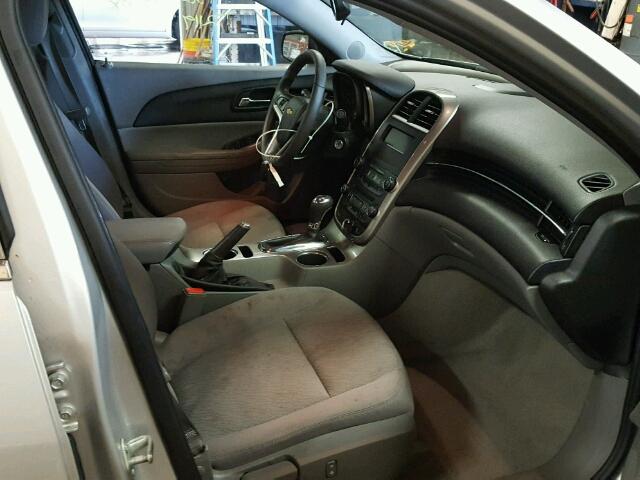 1G11B5SL6FF132827 - 2015 CHEVROLET MALIBU LS ვერცხლისფერი ფოტო 5