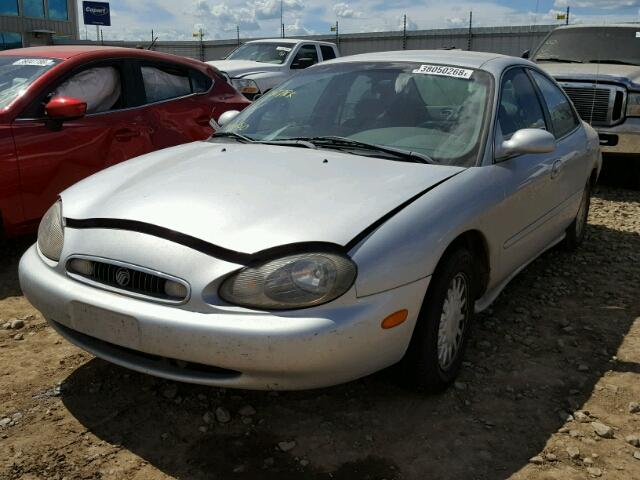 1MEFM50U6WG642428 - 1998 MERCURY SABLE GS SILVER photo 2