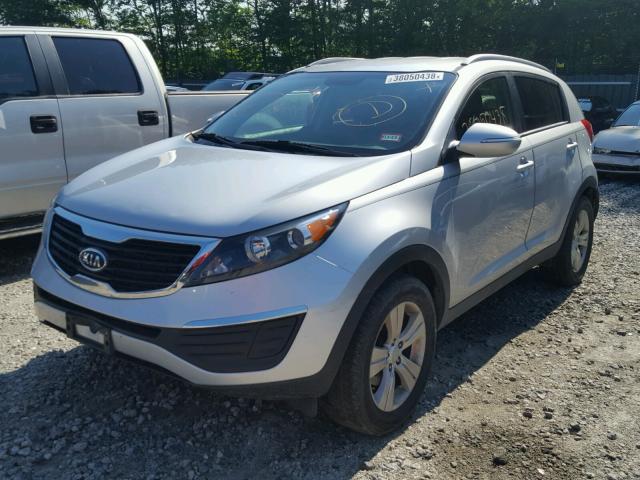 KNDPB3A22C7198215 - 2012 KIA SPORTAGE B SILVER photo 2