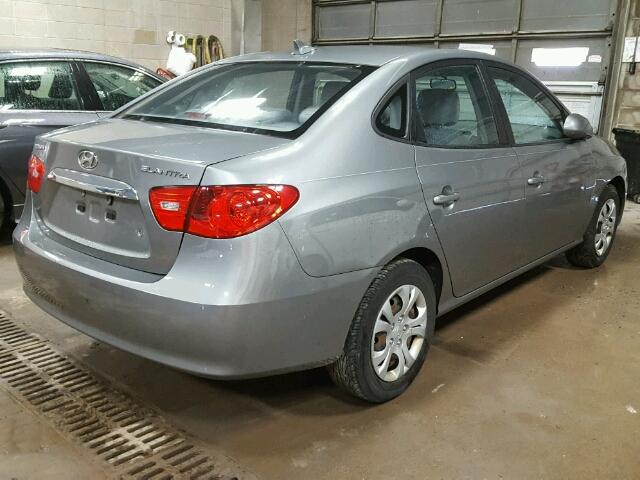 KMHDU4AD2AU109810 - 2010 HYUNDAI ELANTRA BL GRAY photo 4