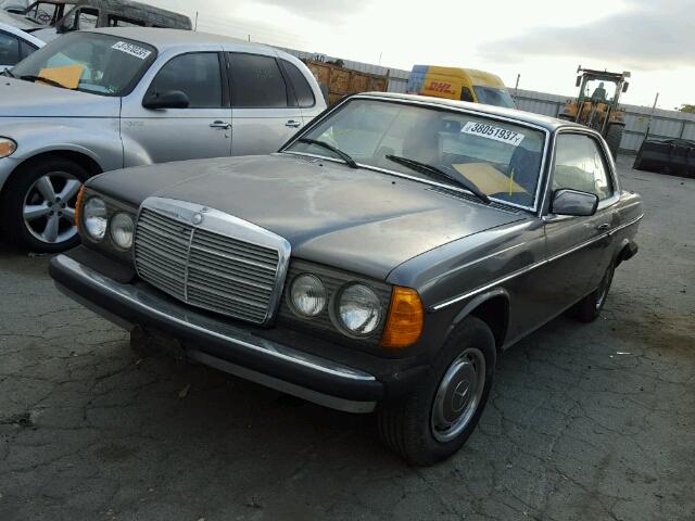 12315012004685 - 1979 MERCEDES-BENZ 300CD GRAY photo 2