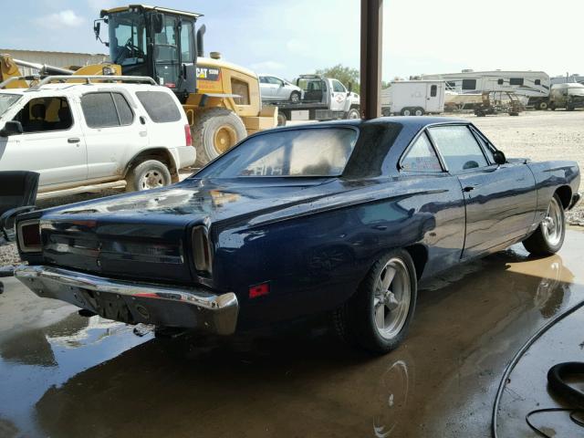 RM21H9E163161 - 1969 PLYMOUTH ROADRUNNER BLUE photo 4