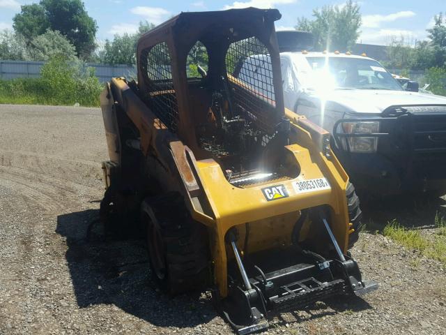 BYF03438 - 2017 CATERPILLAR SKID STEER YELLOW photo 1