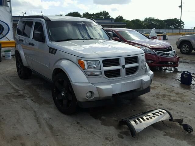 1D4PU4GK3BW606221 - 2011 DODGE NITRO SILVER photo 1