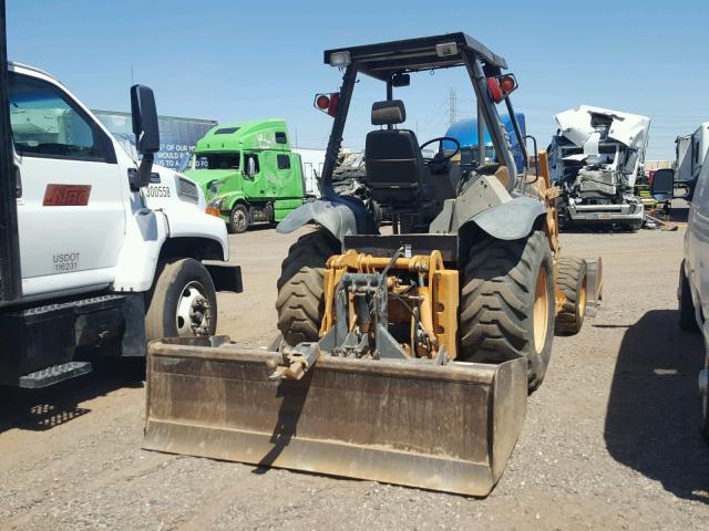 JJG0302246 - 2011 CASE TRACTOR YELLOW photo 4