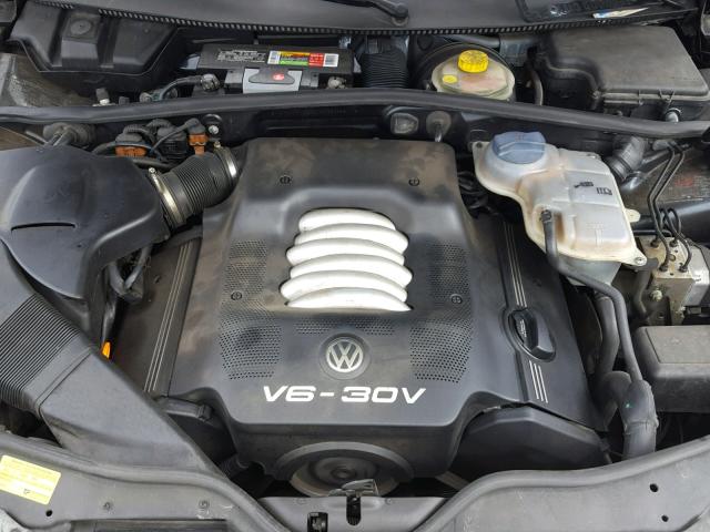 WVWVD23B6YE186158 - 2000 VOLKSWAGEN PASSAT GLX 绿色 照片 7