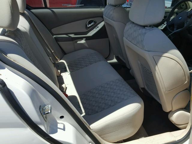 1G1ZT54835F221679 - 2005 CHEVROLET MALIBU LS WHITE photo 6