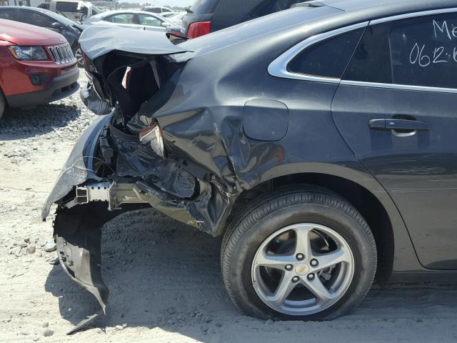 1G1ZB5ST5JF226287 - 2018 CHEVROLET MALIBU LS ნაცრისფერი ფოტო 9