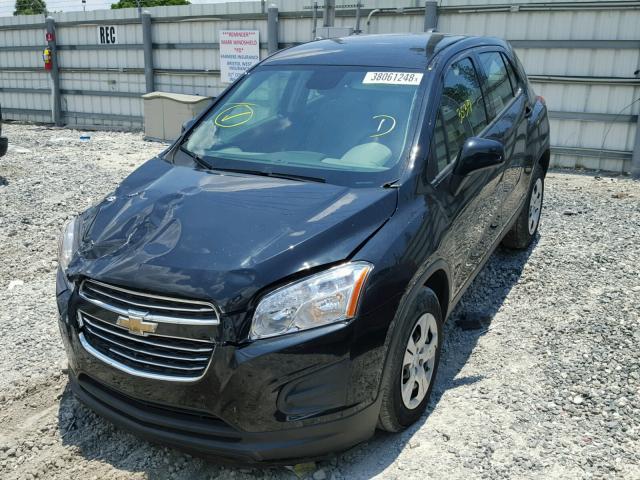 KL7CJKSB6GB606659 - 2016 CHEVROLET TRAX LS BLACK photo 2