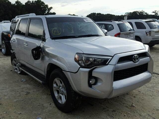 JTEZU5JR4F5090962 - 2015 TOYOTA 4RUNNER SR SILVER photo 1