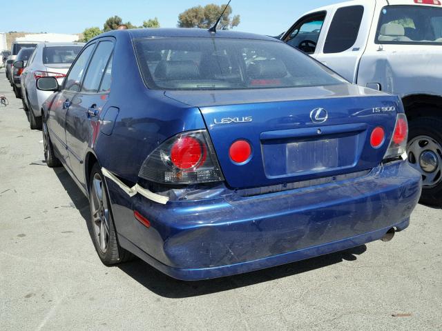 JTHBD192630068961 - 2003 LEXUS IS 300 BLUE photo 3