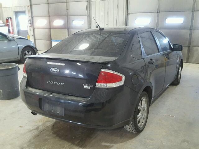 1FAHP35N08W260269 - 2008 FORD FOCUS SE BLACK photo 4