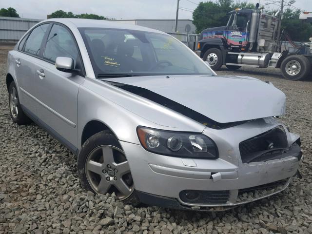 YV1MH682X62192411 - 2006 VOLVO S40 T5 SILVER photo 1