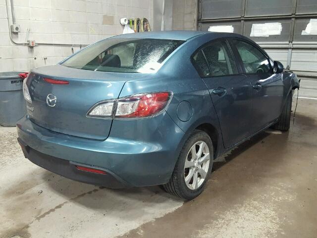 JM1BL1SF0A1135532 - 2010 MAZDA 3 BLUE photo 4