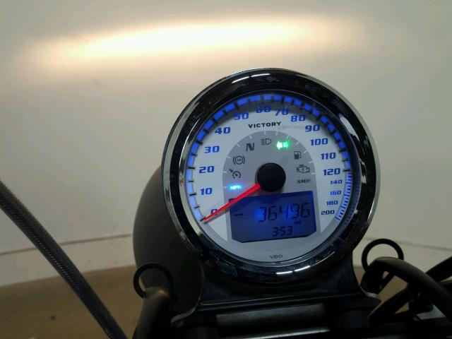 5VPWB36N0C3000724 - 2012 VICTORY MOTORCYCLES HIGH-BALL BLACK photo 10