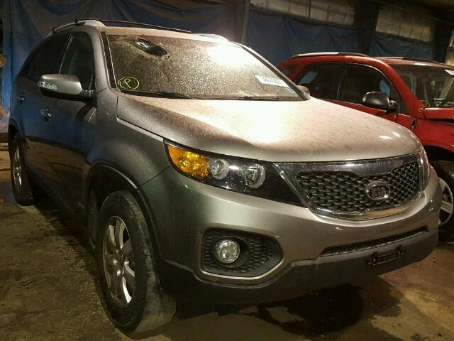 5XYKTDA69CG219757 - 2012 KIA SORENTO BA GRAY photo 1