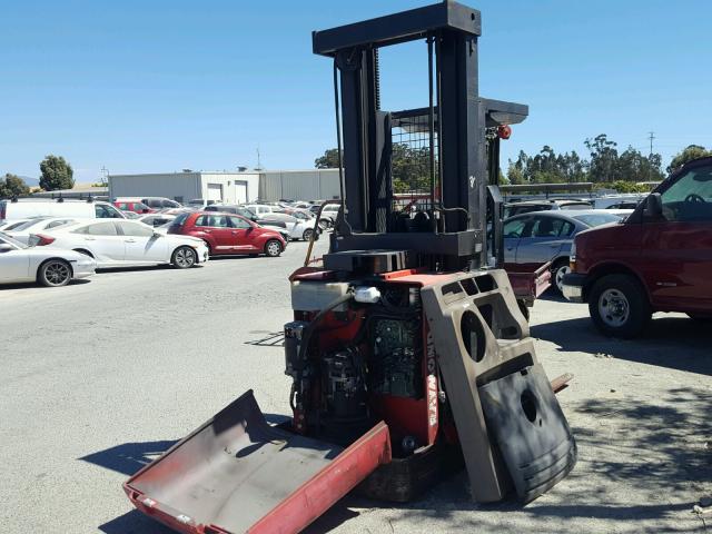 0000EASI01AE29130 - 2001 RAYM FORKLIFT RED photo 4
