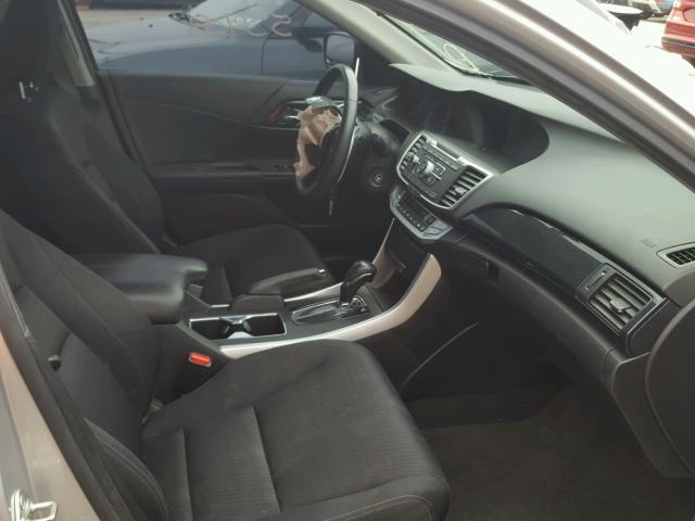 1HGCR2F52FA182855 - 2015 HONDA ACCORD SPO Күміс фото 5