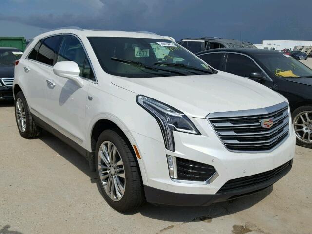 1GYKNCRS2HZ122344 - 2017 CADILLAC XT5 PREMIU WHITE photo 1