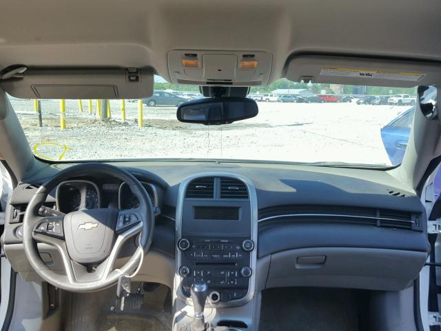 1G11B5SA9GF120994 - 2016 CHEVROLET MALIBU LIM 白色 照片 9