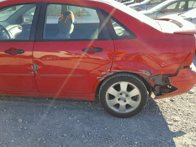 1FAHP38302W223983 - 2002 FORD FOCUS ZTS RED photo 9