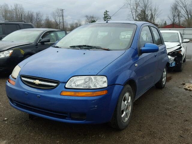 KL1TD66686B615884 - 2006 CHEVROLET AVEO BASE Bleu photo 2