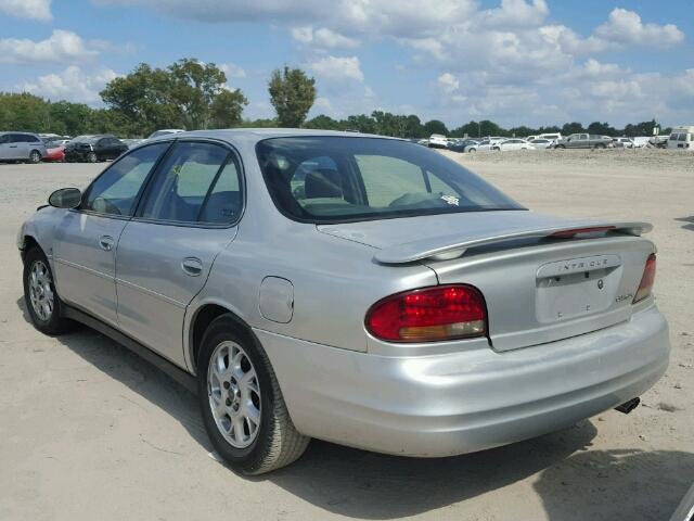 1G3WS52H42F165716 - 2002 OLDSMOBILE INTRIGUE G SILVER photo 3