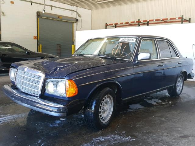 WDBAB23A4CB336840 - 1982 MERCEDES-BENZ 240 D BLUE photo 2