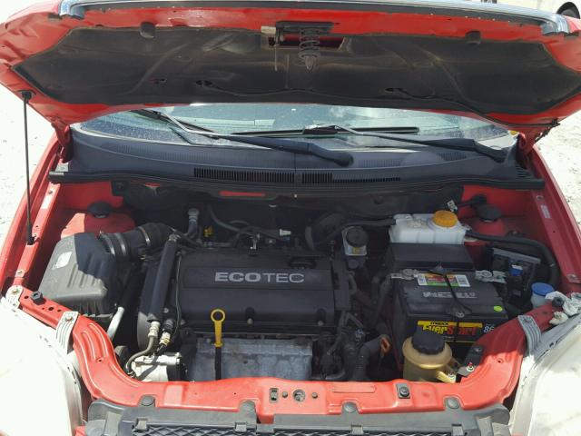 KL1TD5DE7BB138055 - 2011 CHEVROLET AVEO LS RED photo 7