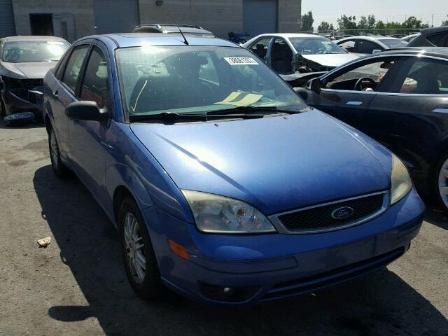 1FAFP34N65W151903 - 2005 FORD FOCUS ZX4 BLUE photo 1