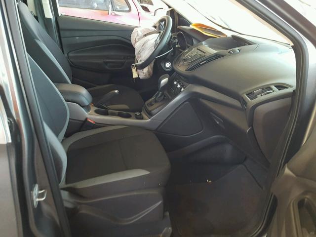 1FMCU0F70EUA22744 - 2014 FORD ESCAPE S GRAY photo 5