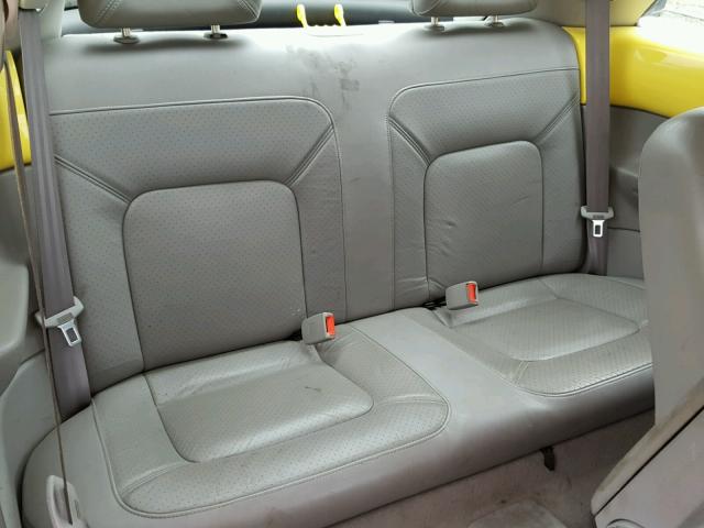 3VWDD21C5YM448315 - 2000 VOLKSWAGEN NEW BEETLE 黄色 照片 6