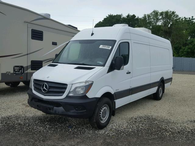 WD3PE8CC5E5837738 - 2014 MERCEDES-BENZ SPRINTER 2 WHITE photo 2