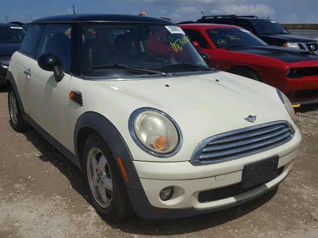 WMWMF33507TT54857 - 2007 MINI COOPER CREAM photo 1