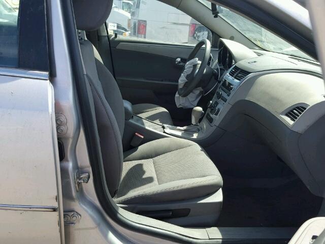1G1ZA5E06CF384659 - 2012 CHEVROLET MALIBU LS SILVER photo 5