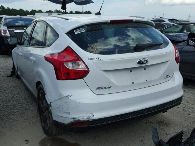 1FADP3K20DL253682 - 2013 FORD FOCUS SE WHITE photo 3