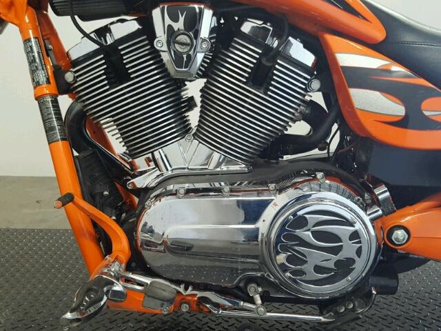 5VPXB36N1D3021135 - 2013 VICTORY MOTORCYCLES JACKPOT ORANGE photo 5