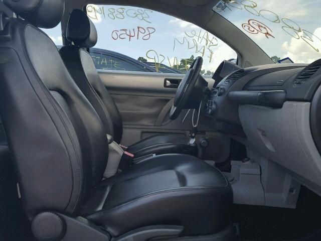 3VWCK31C34M408770 - 2004 VOLKSWAGEN NEW BEETLE 银色 照片 5