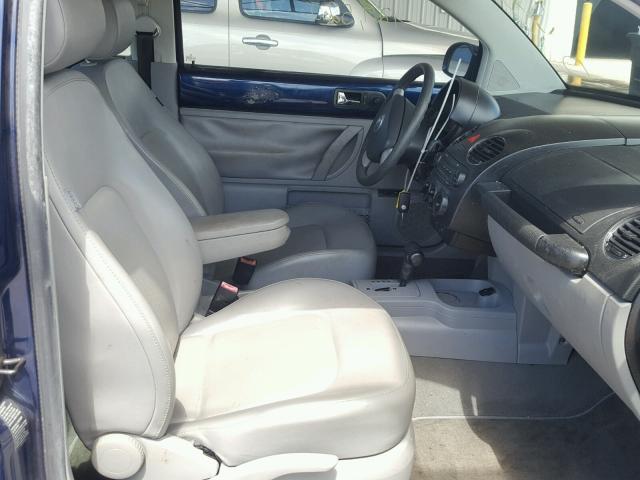 3VWPW31C66M415656 - 2006 VOLKSWAGEN NEW BEETLE 蓝色 照片 5