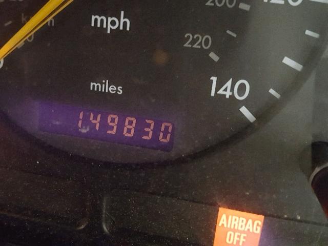 4JGAB72E01A247400 - 2001 MERCEDES-BENZ ML 430 银色 照片 8