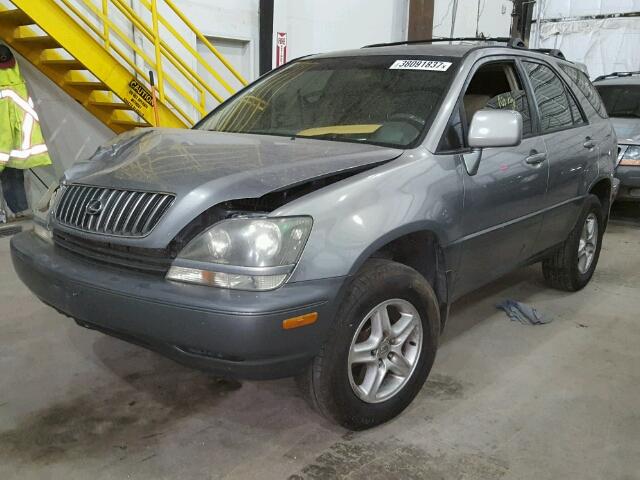 JT6HF10U3Y0142033 - 2000 LEXUS RX GRAY photo 2