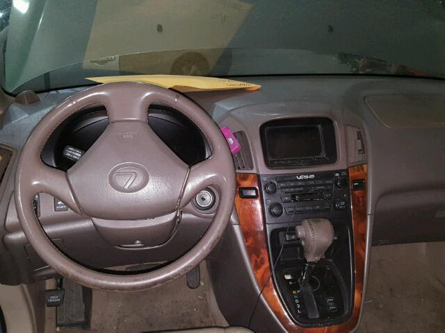 JT6HF10U3Y0142033 - 2000 LEXUS RX GRAY photo 9