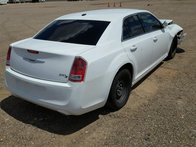 2C3CCABT7DH613997 - 2013 CHRYSLER 300 V6 WHITE photo 4