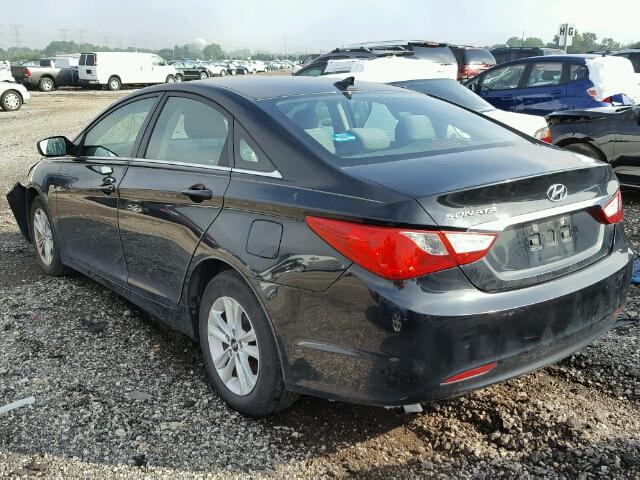 5NPEB4AC0DH700318 - 2013 HYUNDAI SONATA BLACK photo 3