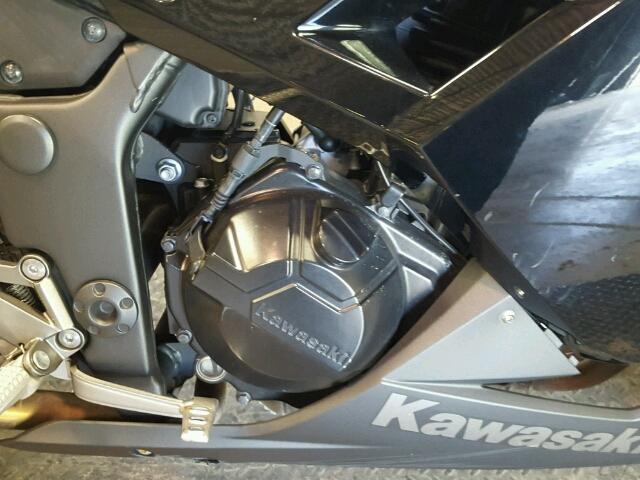 JKAEX8A16EA001219 - 2014 KAWASAKI EX300 A BLACK photo 5