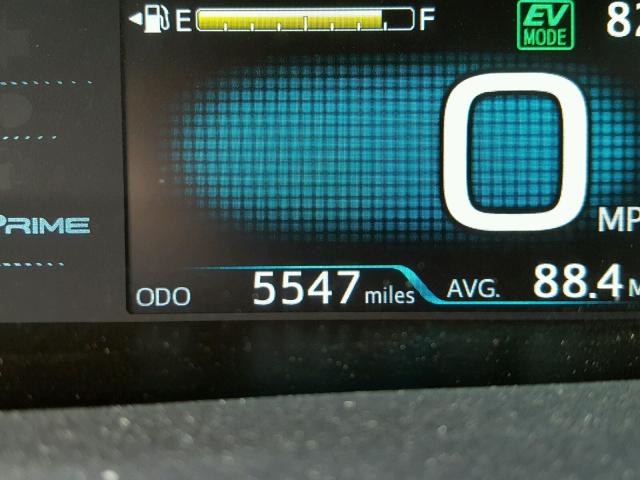 JTDKARFP9H3000572 - 2017 TOYOTA PRIUS PRIM ლურჯი ფოტო 8