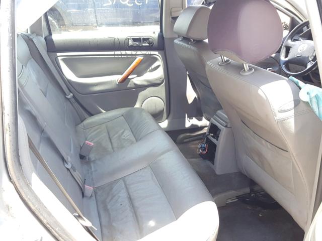 WVWRH63BX3P039660 - 2003 VOLKSWAGEN PASSAT GLX 银色 照片 6